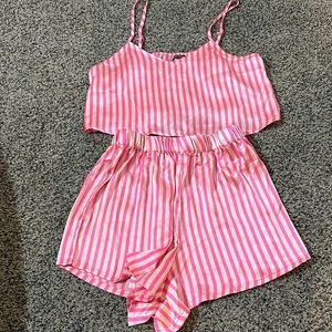 Satin pajama set (13H)